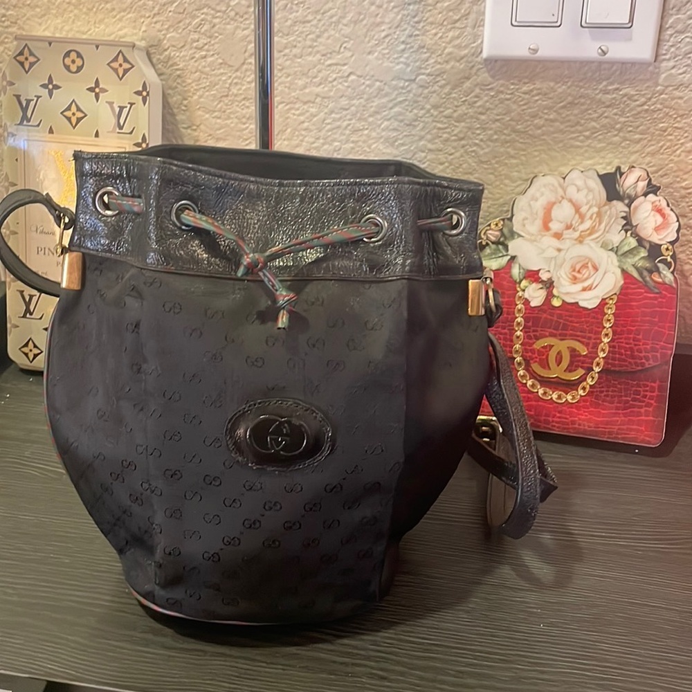 Vintage Gucci Cherry Line Bucket Bag